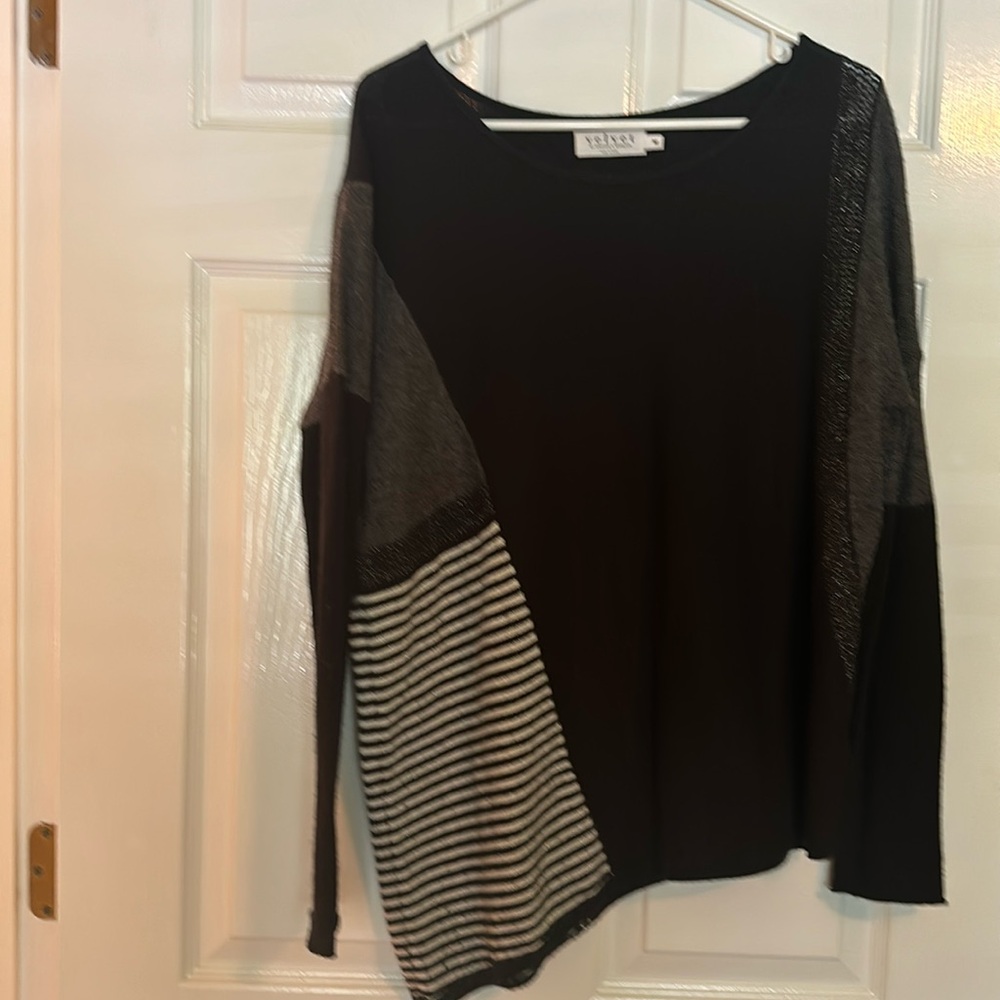 Velvet brand size M Sweater
